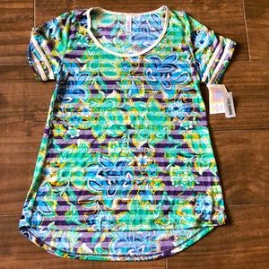 Lularoe Classic Tee